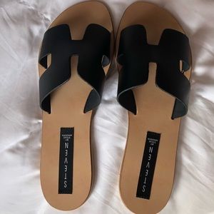 Steve Madden Greece sandals